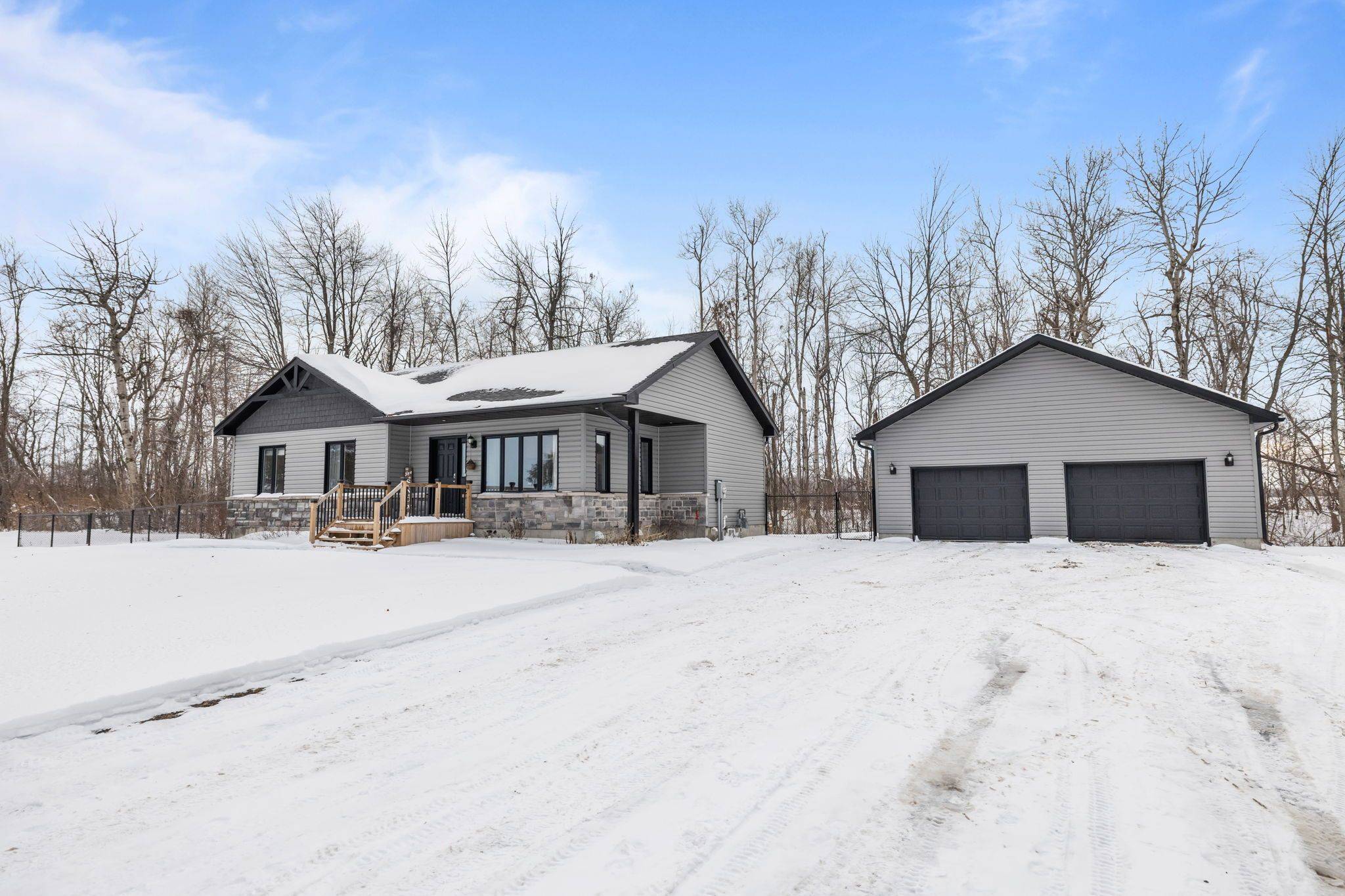 North Stormont, ON K0C 1K0,57 Main ST