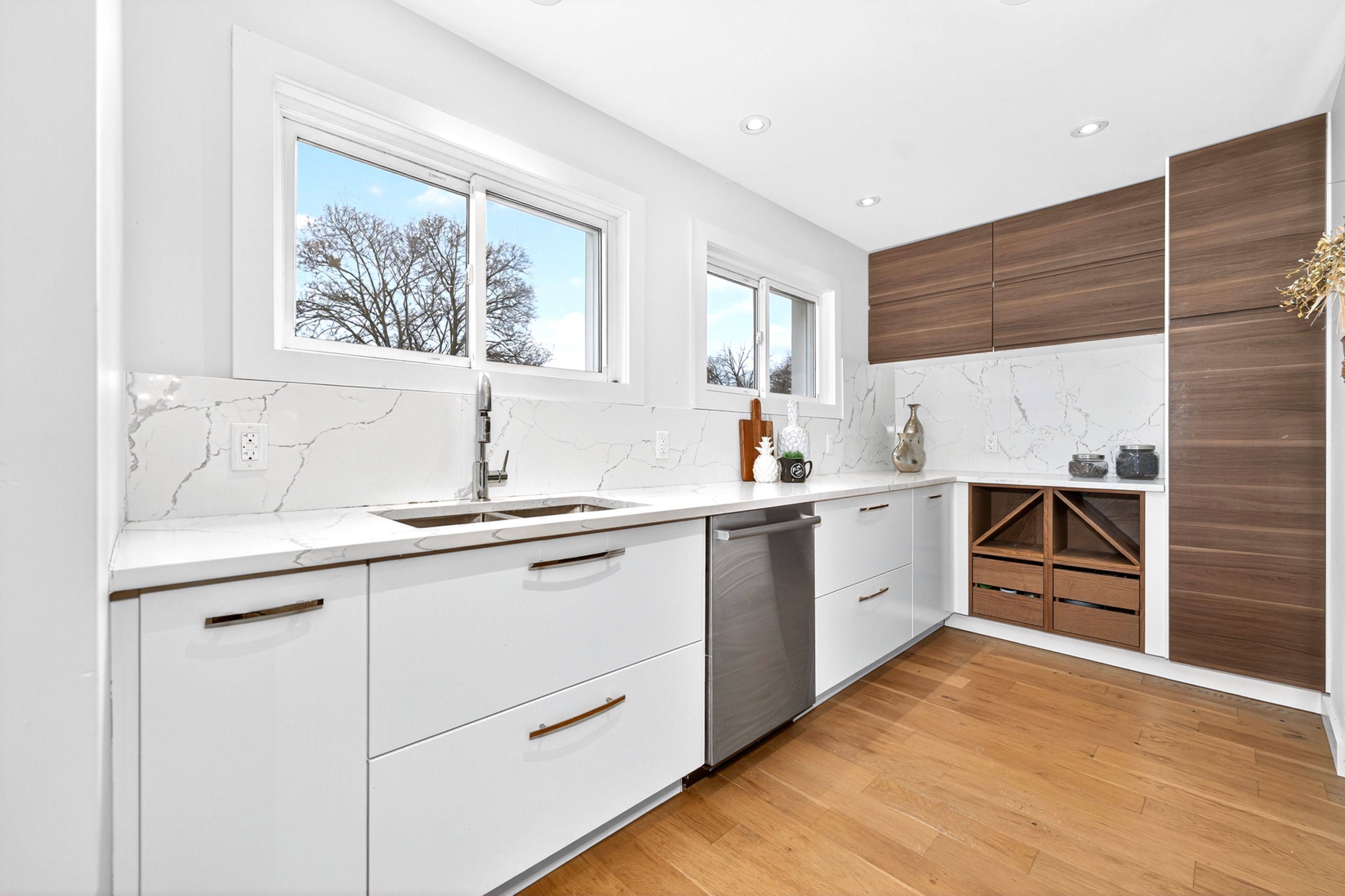 St. Catharines, ON L2T 2C2,15 Swan DR