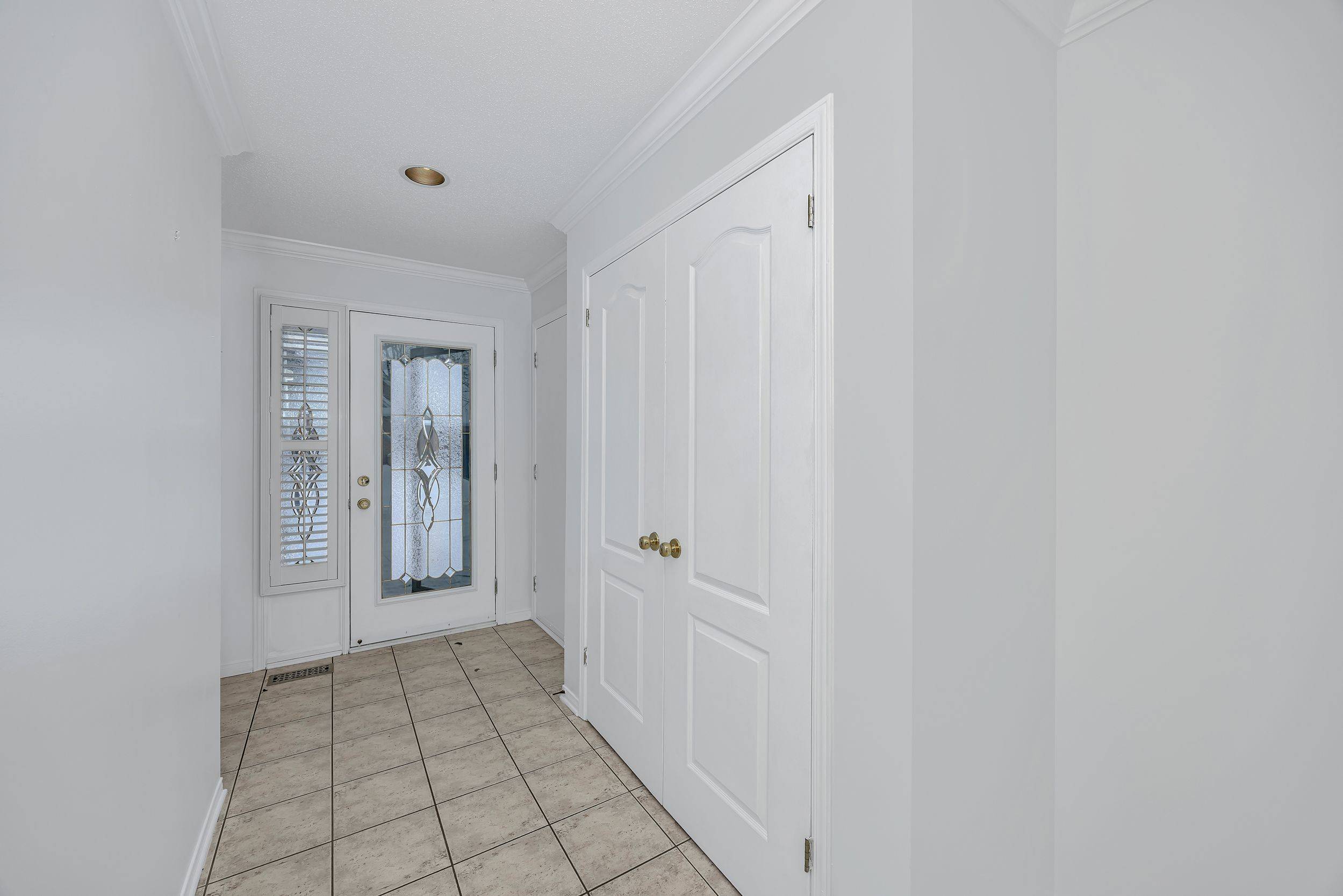 Barrhaven, ON K2J 4V2,43 Settler's Ridge WAY