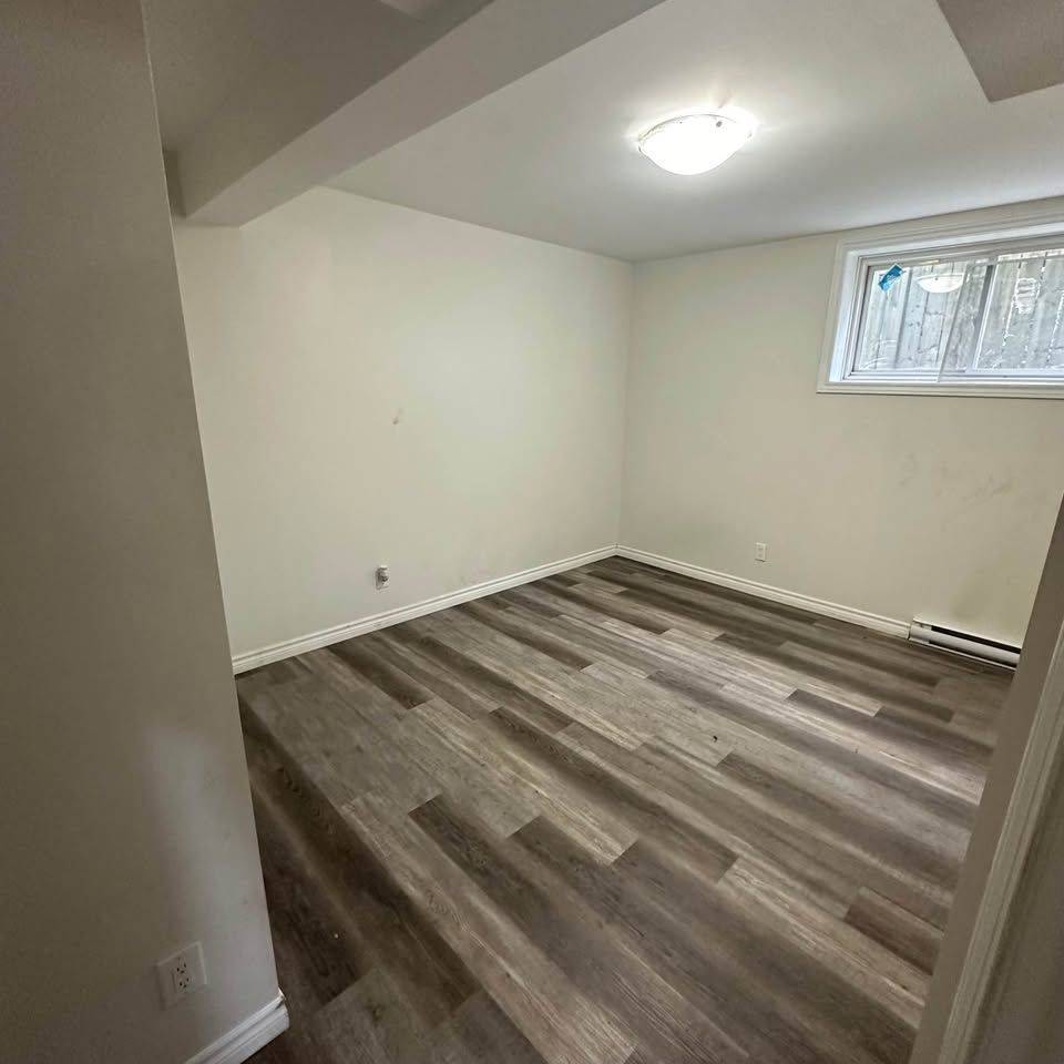 Overbrook - Castleheights And Area, ON K1K 2C1,183 Presland RD