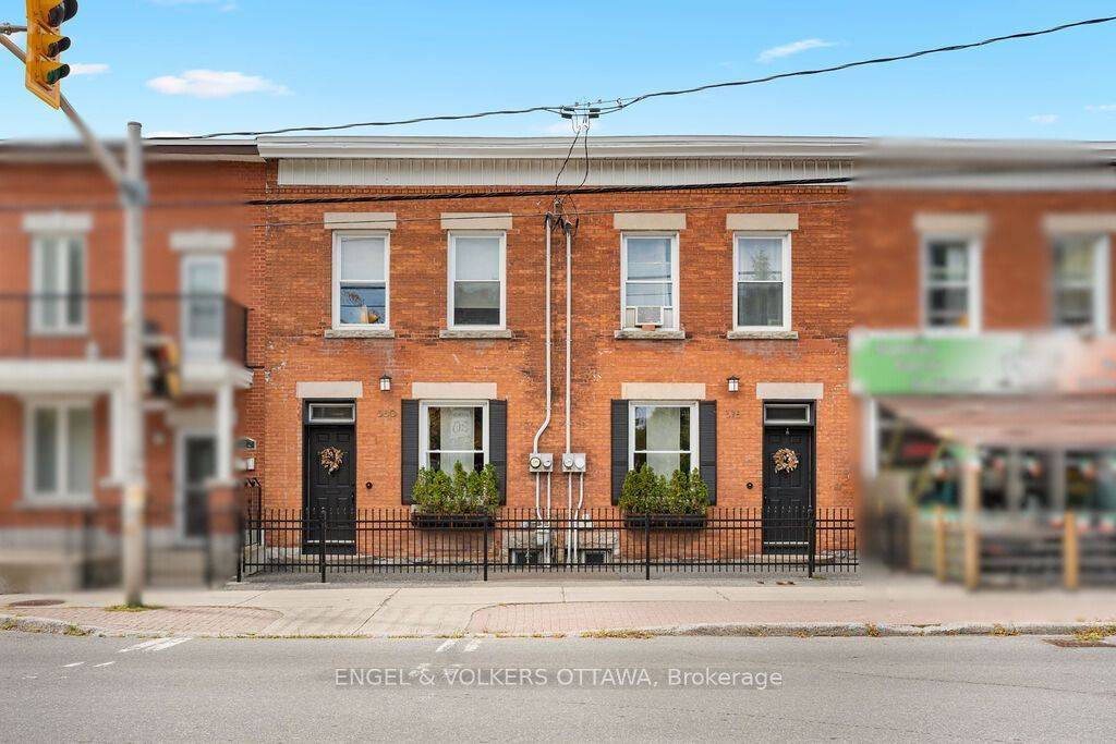 West Centre Town, ON K1R 7K6,378-380 BOOTH ST