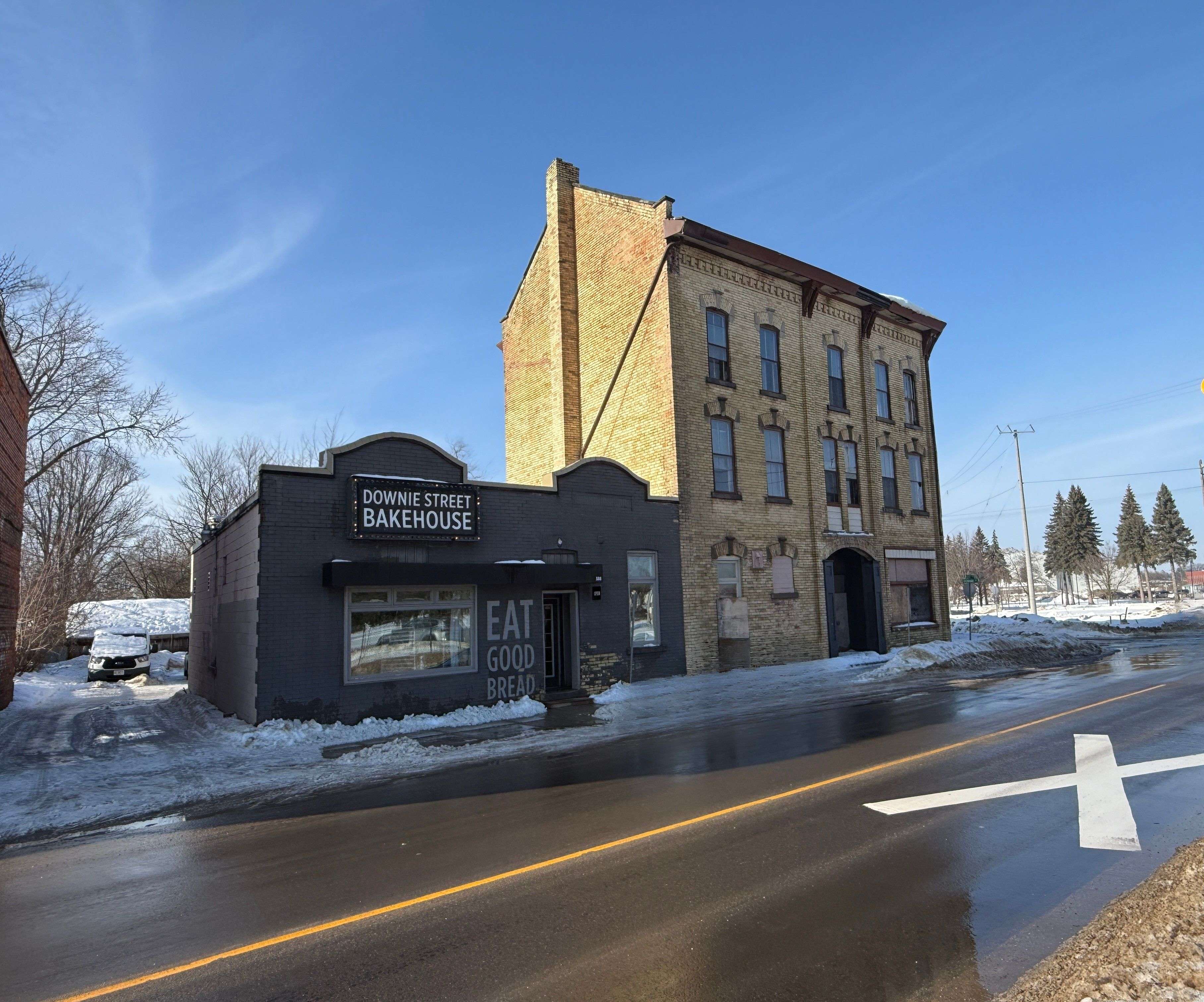 Stratford, ON N5A 1X6,388 Downie ST