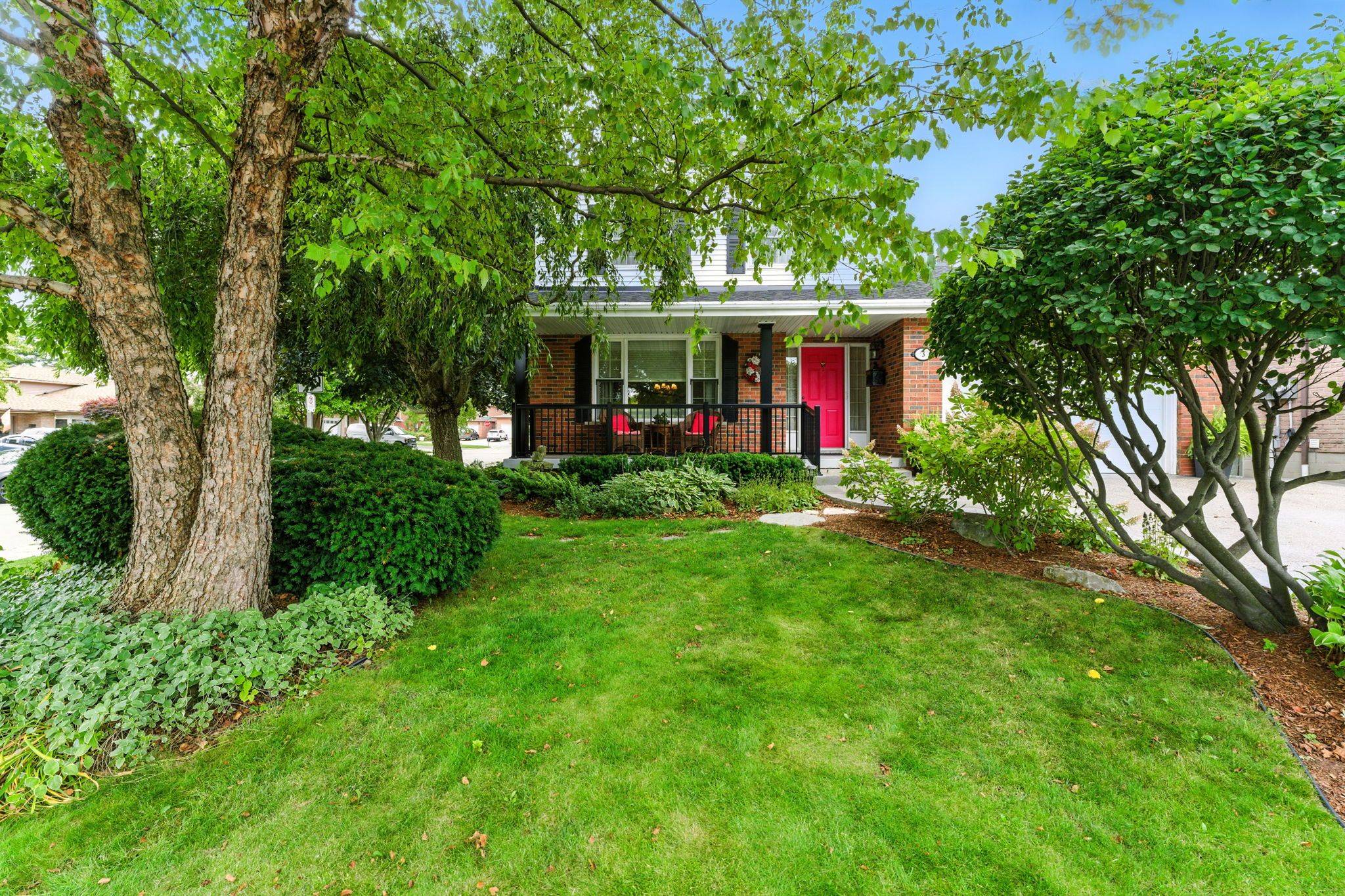 Hamilton, ON L9C 6T6,3 Atkins DR