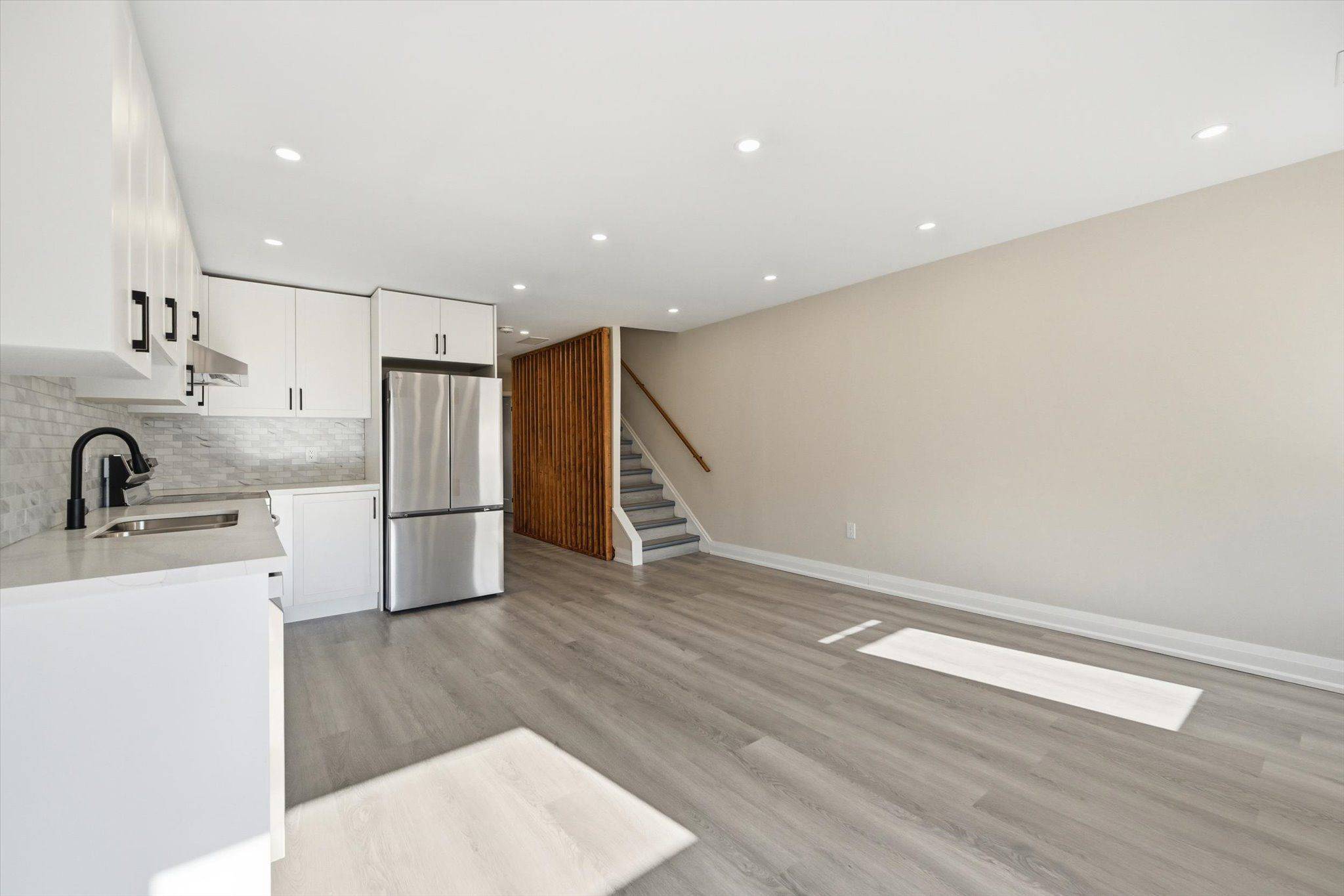 Hamilton, ON L8L 2E5,489 Cannon ST E #3