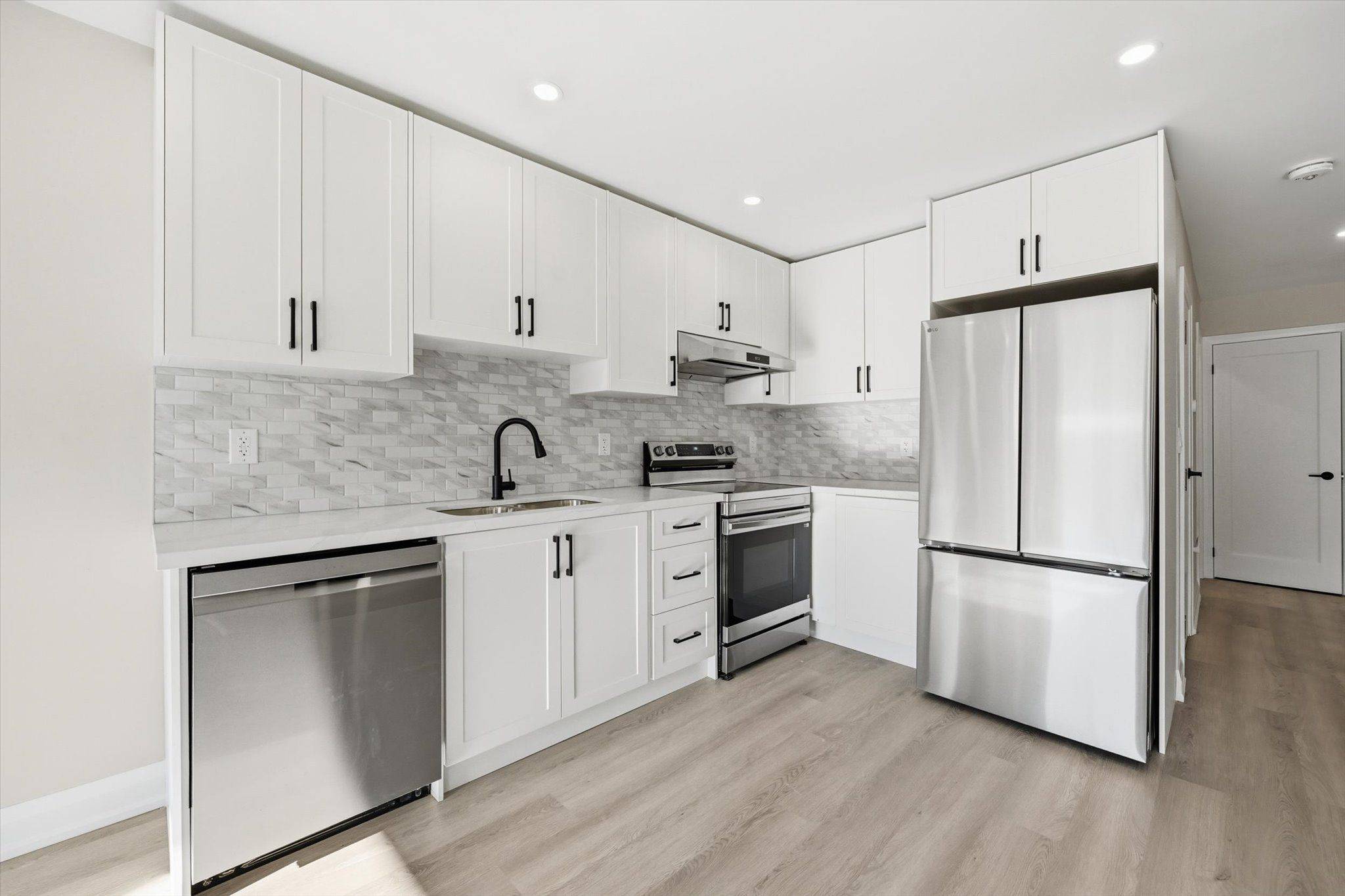 Hamilton, ON L8L 2E5,489 Cannon ST E #3