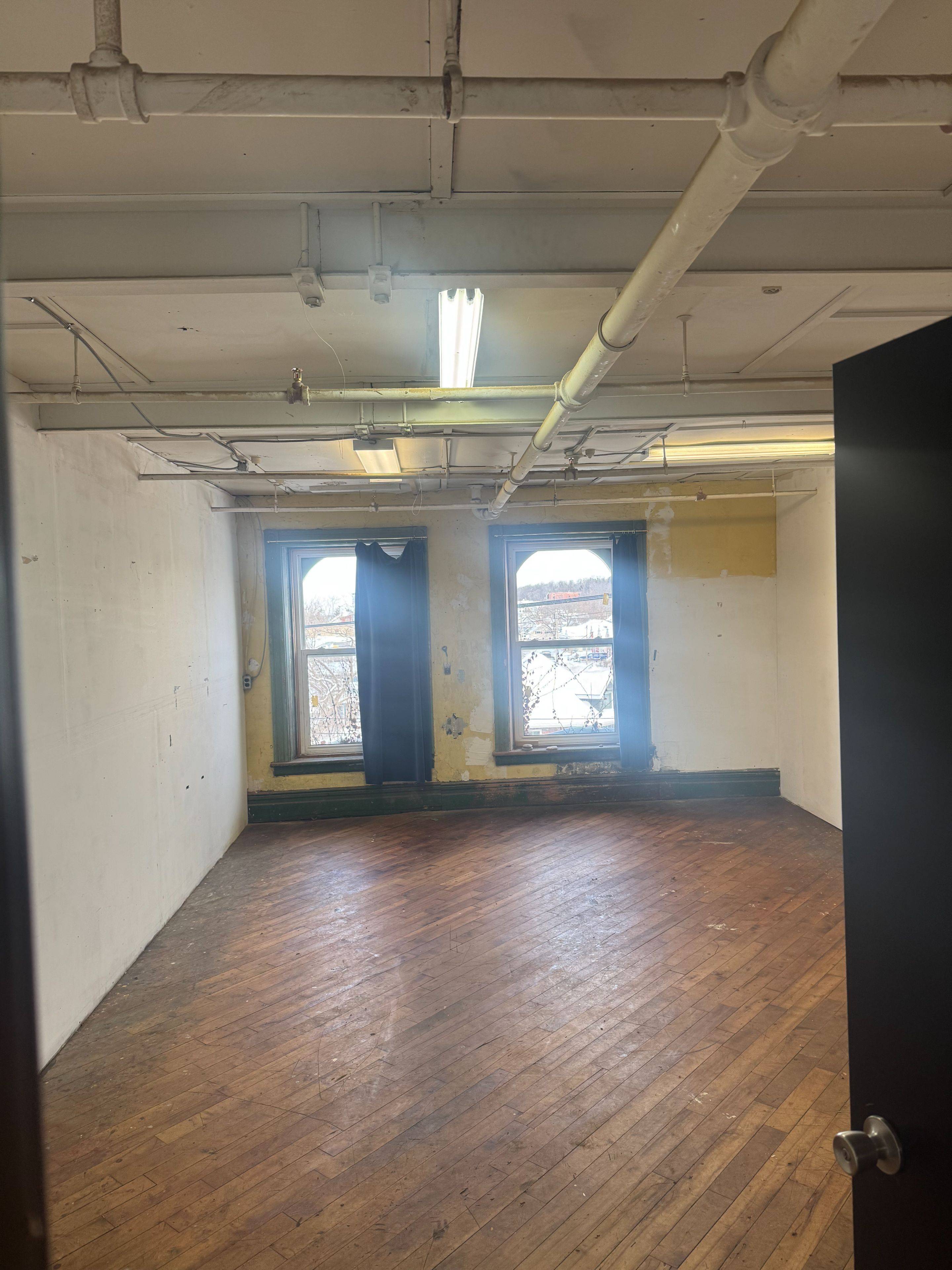 Owen Sound, ON N4K 1V6,1198 2nd AVE #304