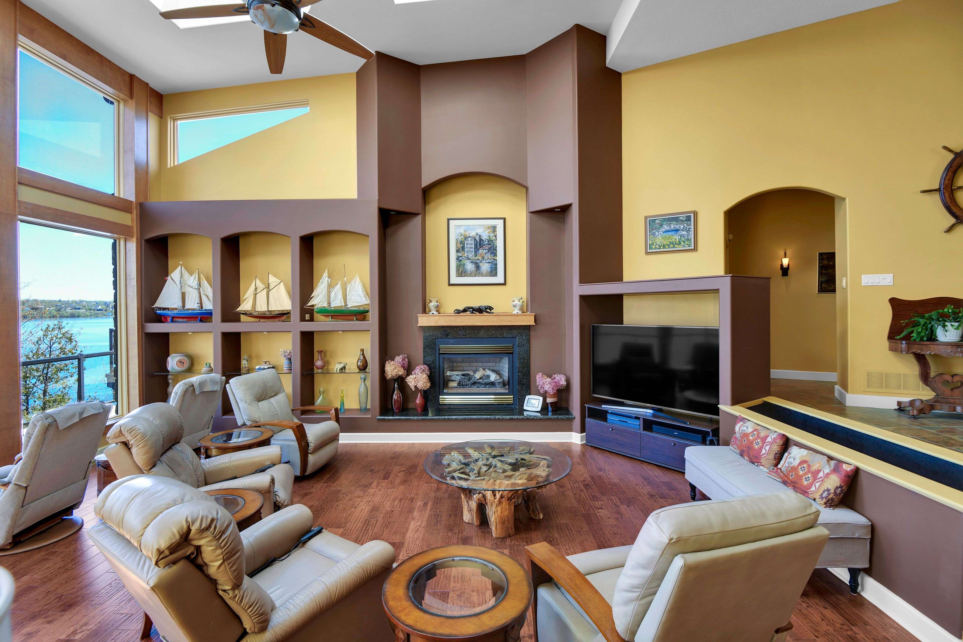 Kanata, ON K0A 1T0,325 Berry Side RD