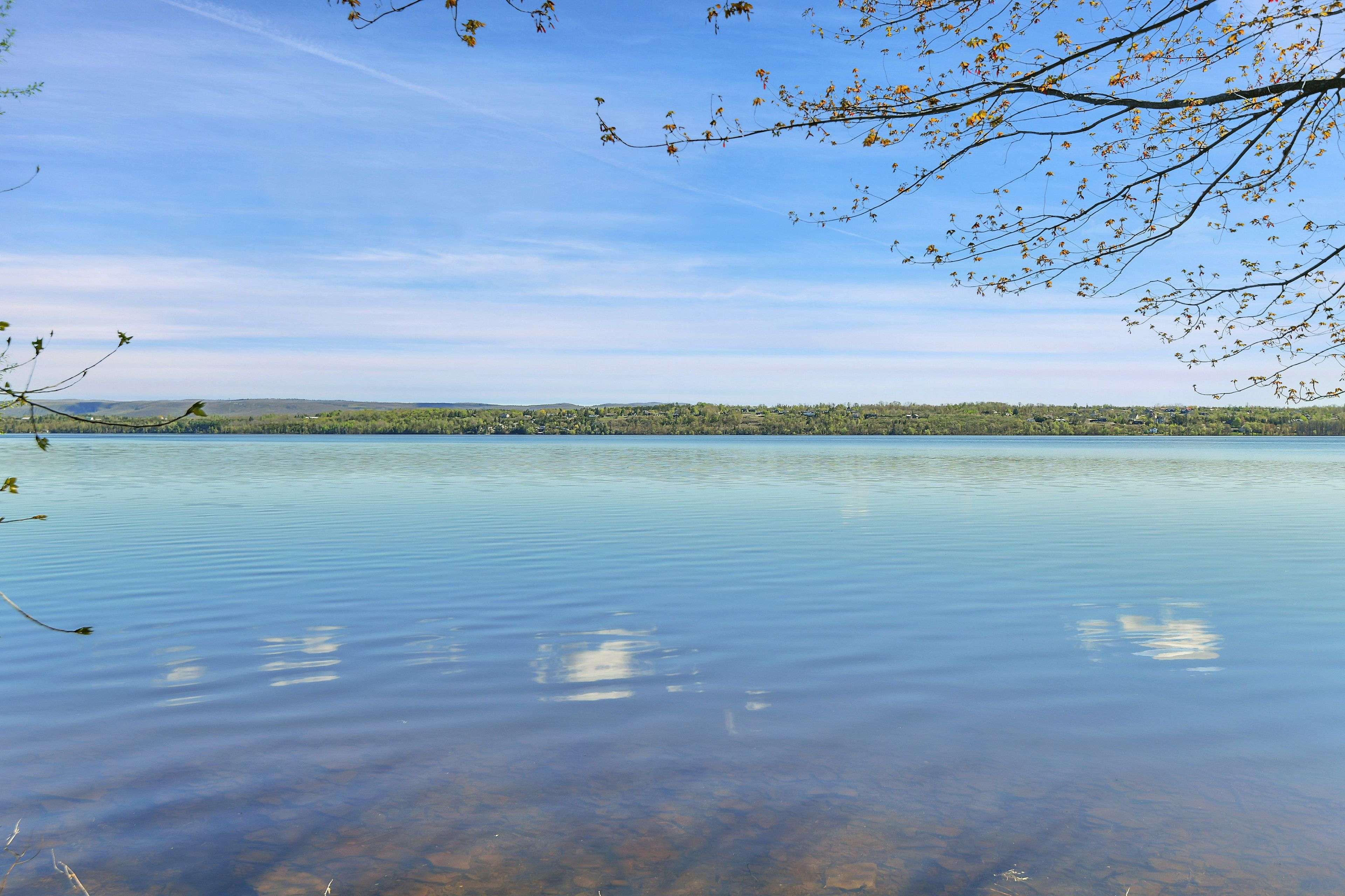 Kanata, ON K0A 1T0,325 Berry Side RD