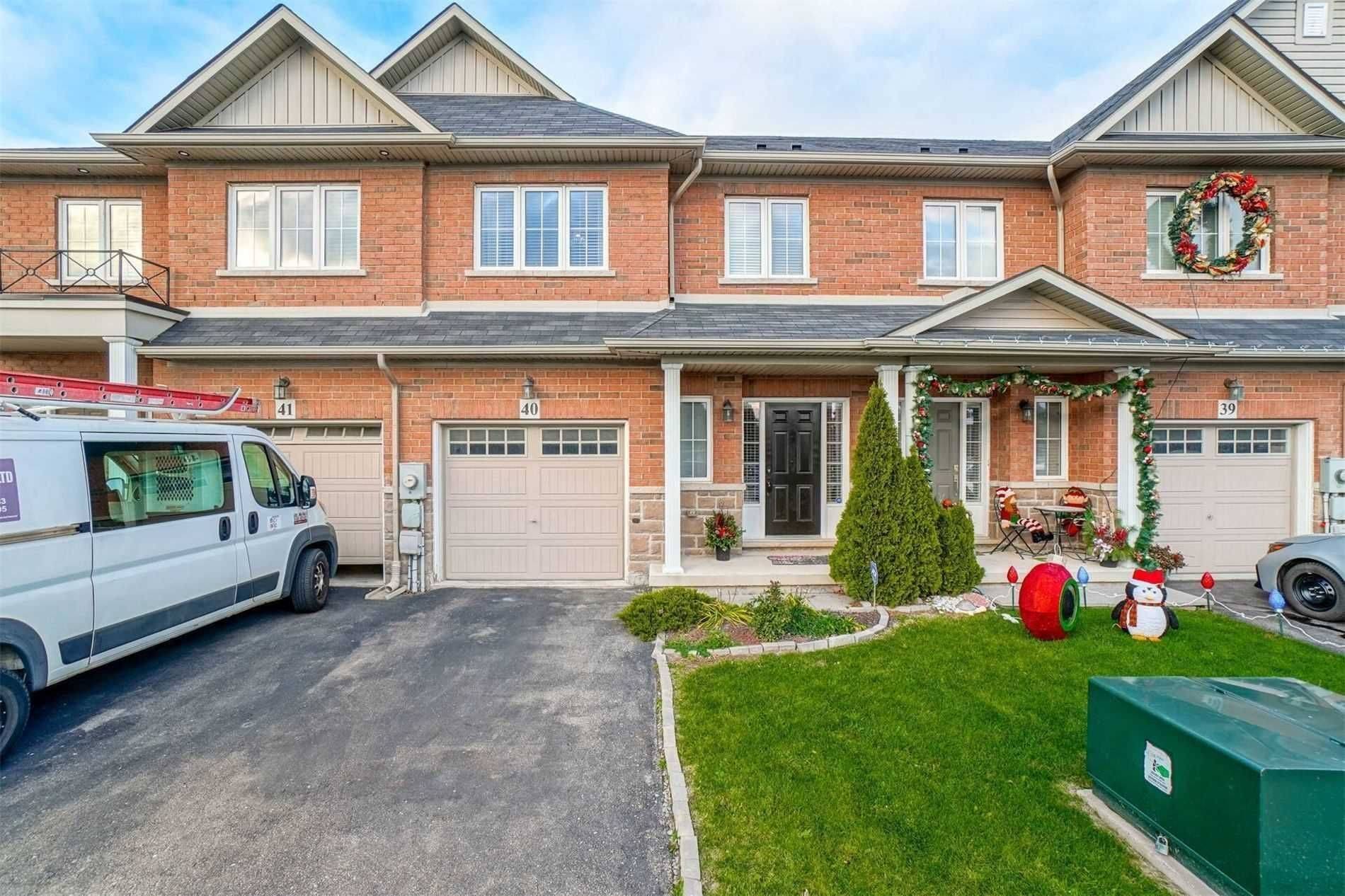 Hamilton, ON L8E 0H2,170 Palacebeach TRL #40