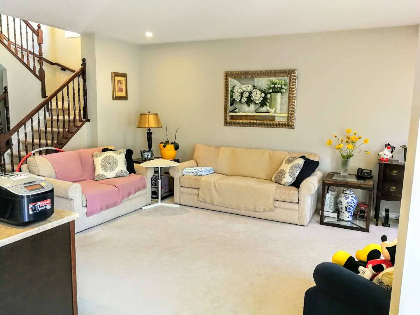 Barrhaven, ON K2J 5S2,610 Clearbrook DR