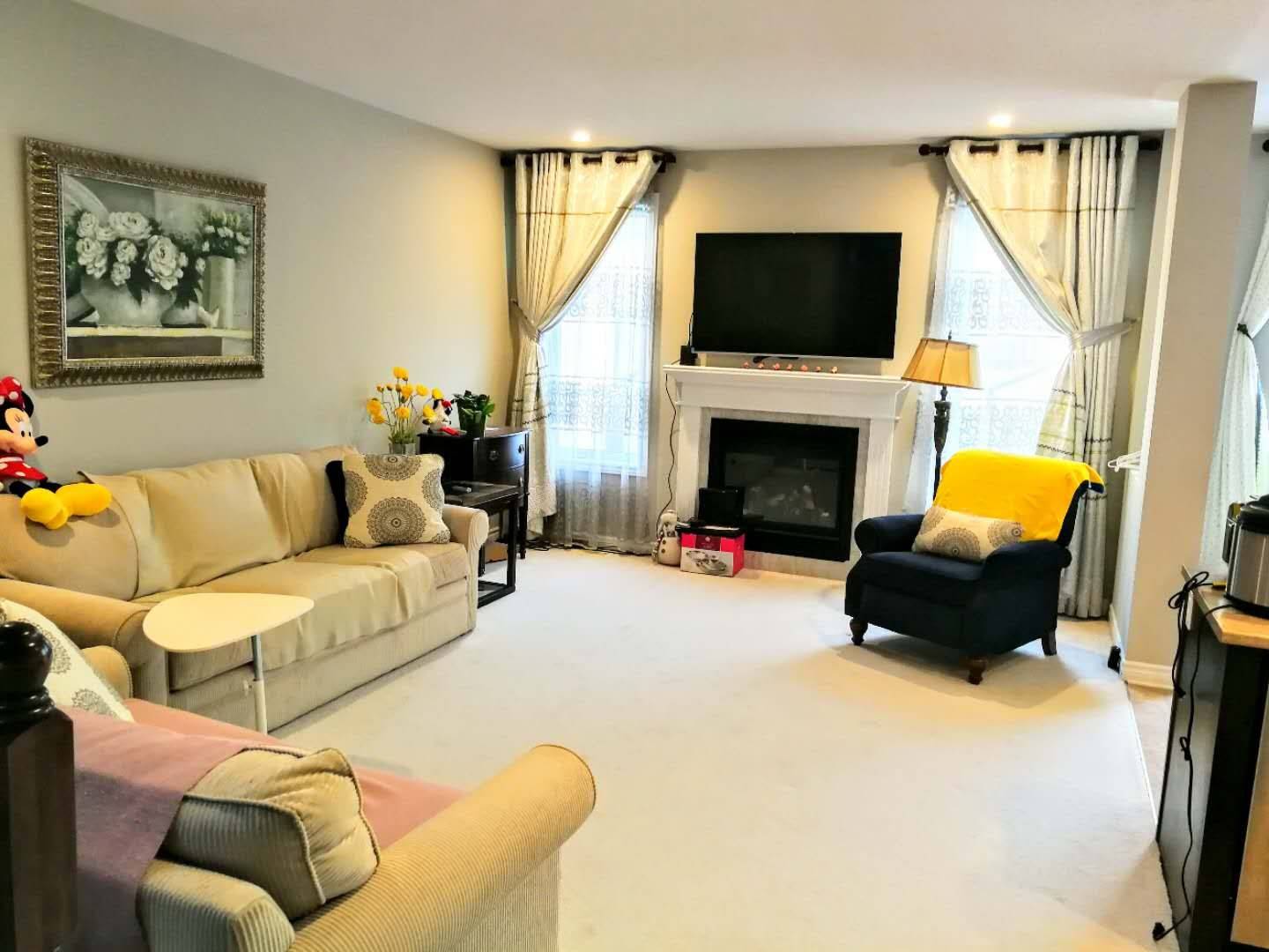 Barrhaven, ON K2J 5S2,610 Clearbrook DR