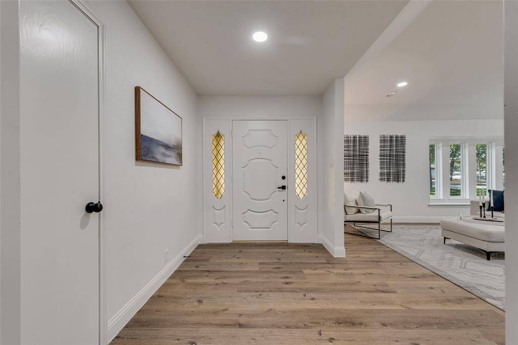 Fort Worth, TX 76112,701 N Oakmont Lane