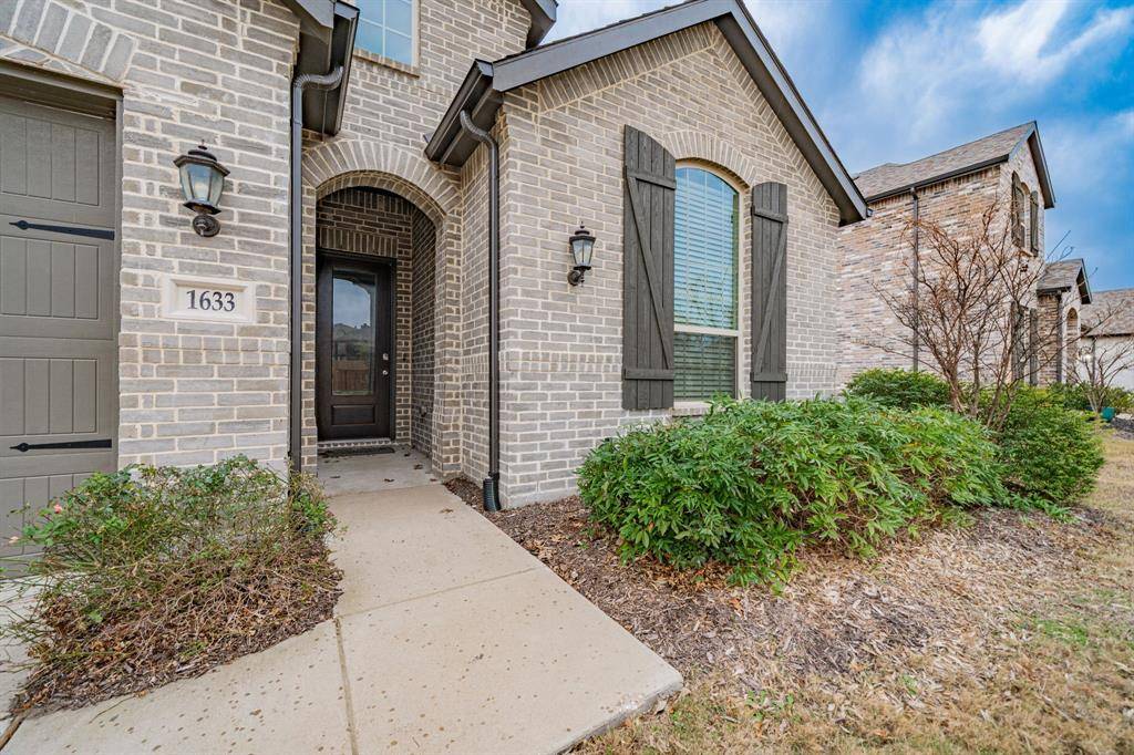 Forney, TX 75126,1633 Castleford Drive