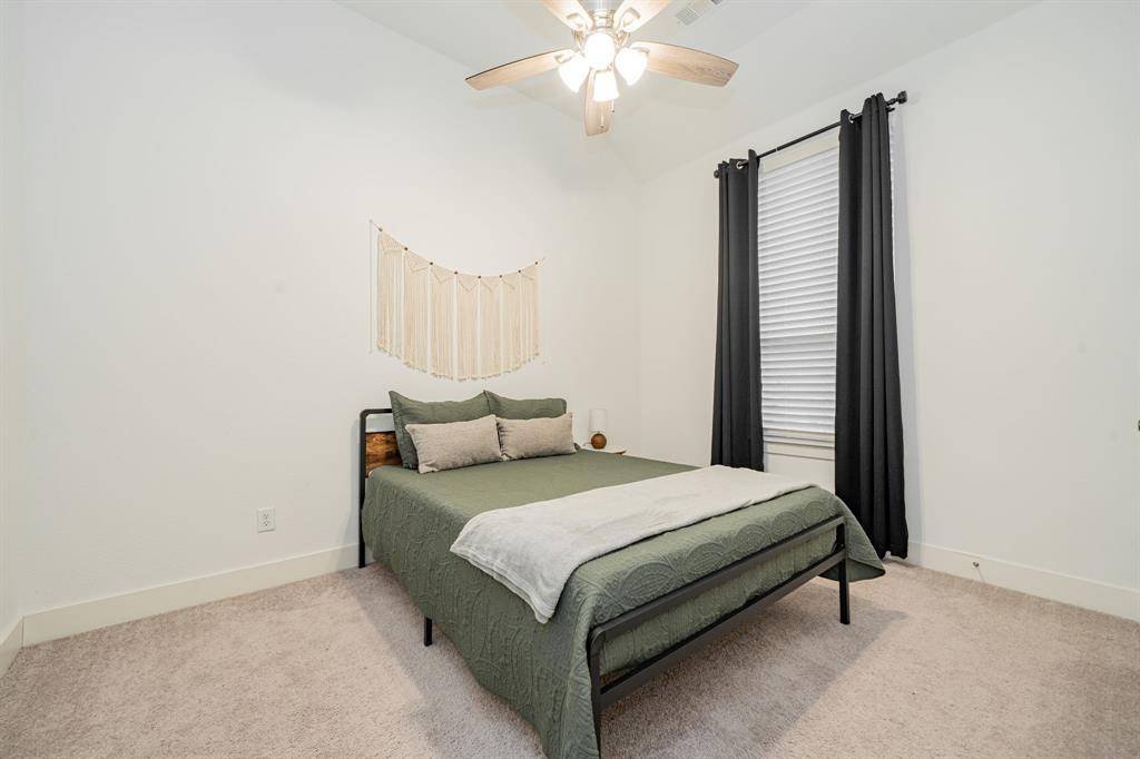 Forney, TX 75126,1633 Castleford Drive