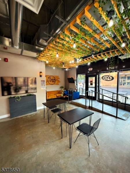 Rahway City, NJ 07065,1403-1431 Irving Street