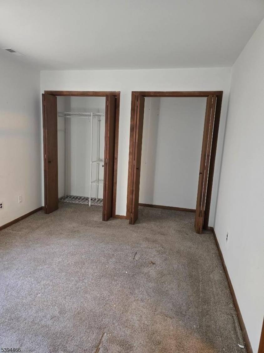 Vernon Twp., NJ 07462,8 Steamboat Dr #11