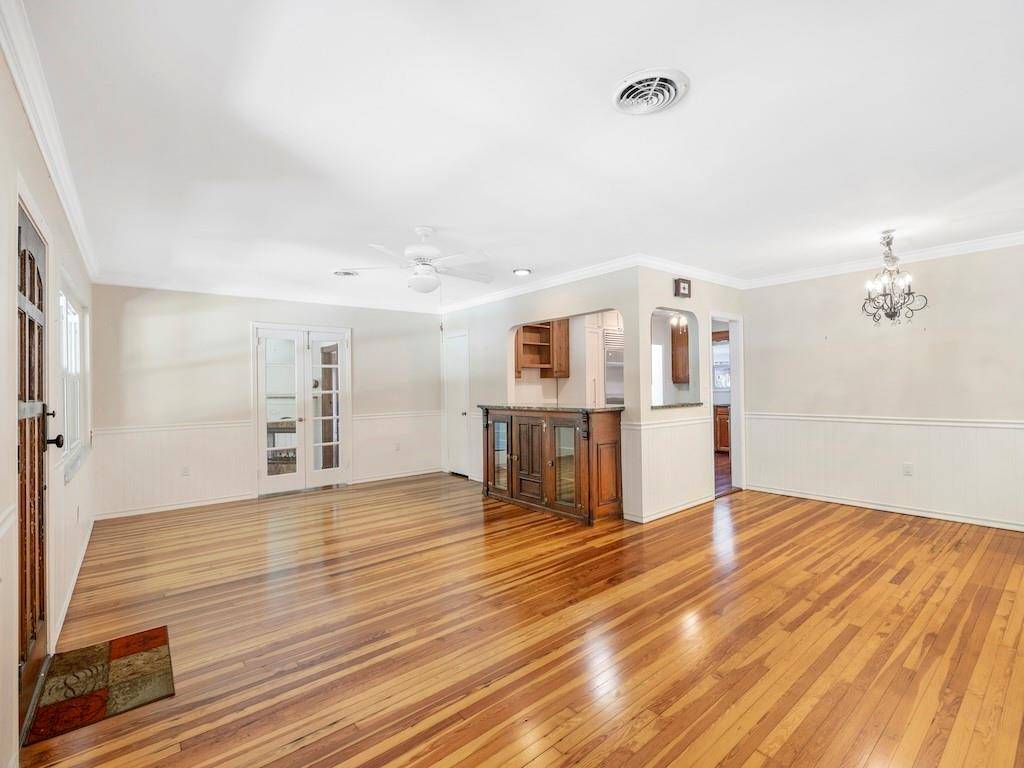 Vero Beach, FL 32960,805 27th Avenue