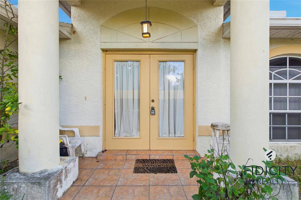 Cape Coral, FL 33909,1322 NE Van Loon Ln