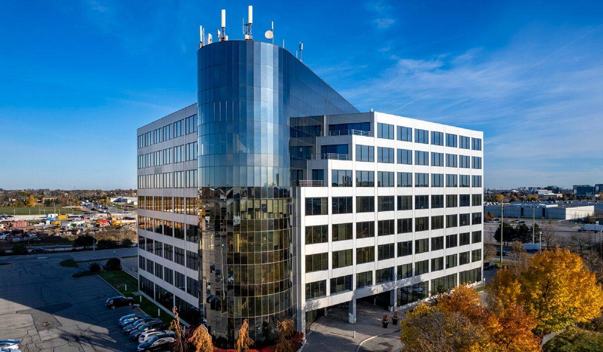 Richmond Hill, ON L4B 3P6,45 Vogell RD #202