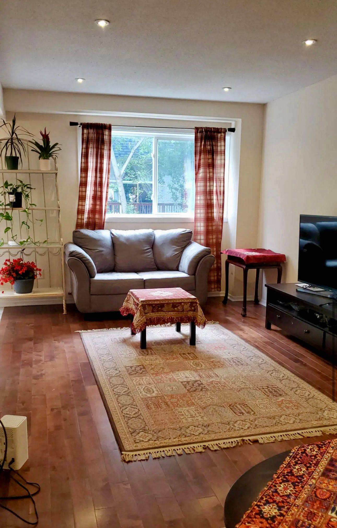 Markham, ON L3T 5G1,7 New Havens WAY