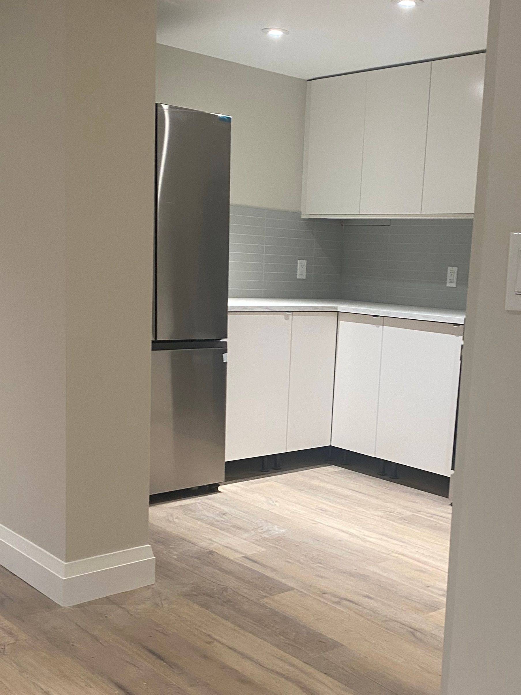 Toronto W02, ON M6P 2C6,624 Indian RD #Lower