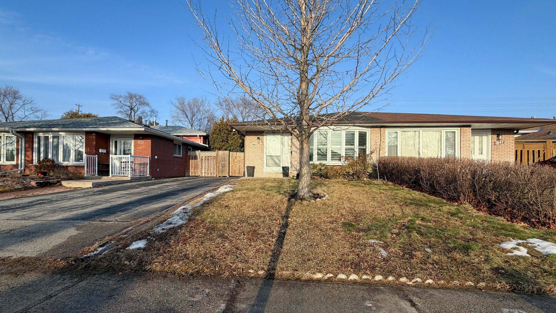 Mississauga, ON L5J 1E2,1849 Bonnymede DR
