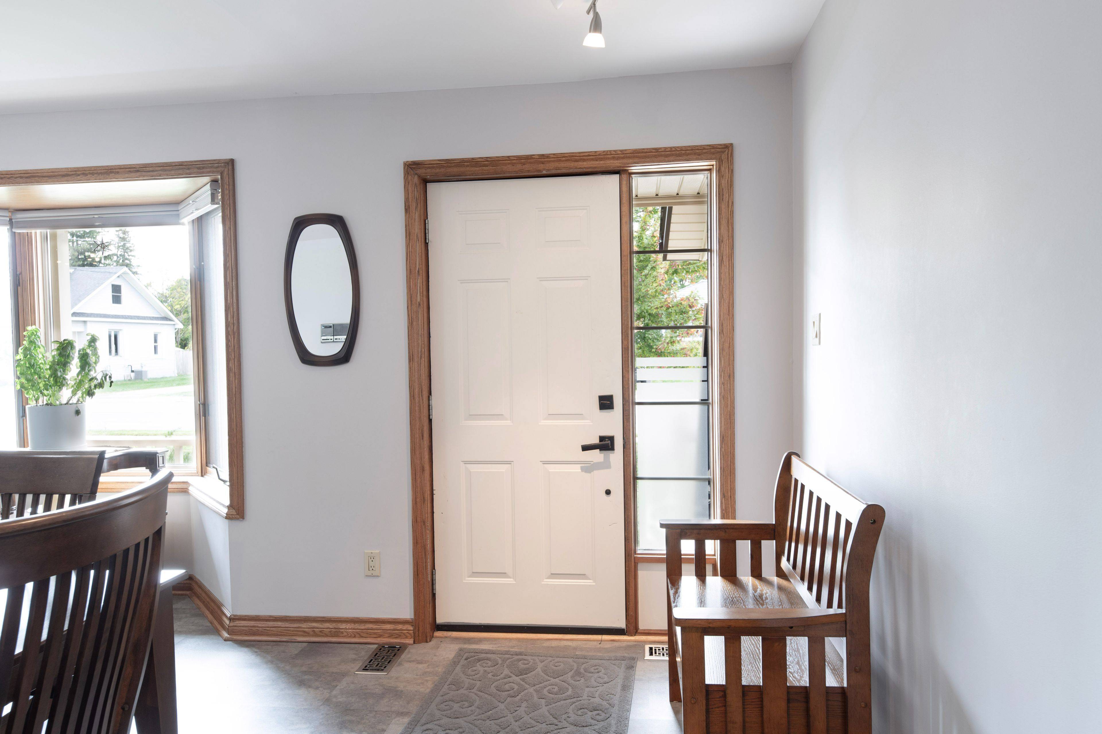 Strathroy-caradoc, ON N7G 2H5,51 Queen ST