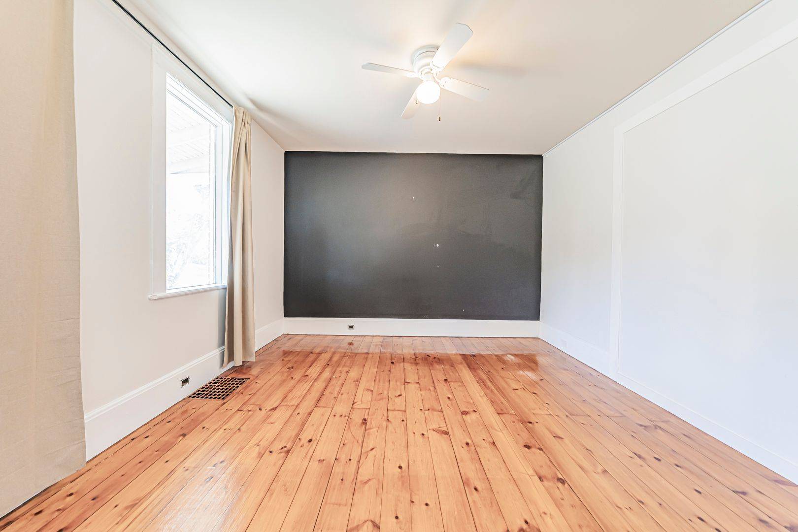 Port Hope, ON L1A 1H2,64 Sherbourne ST