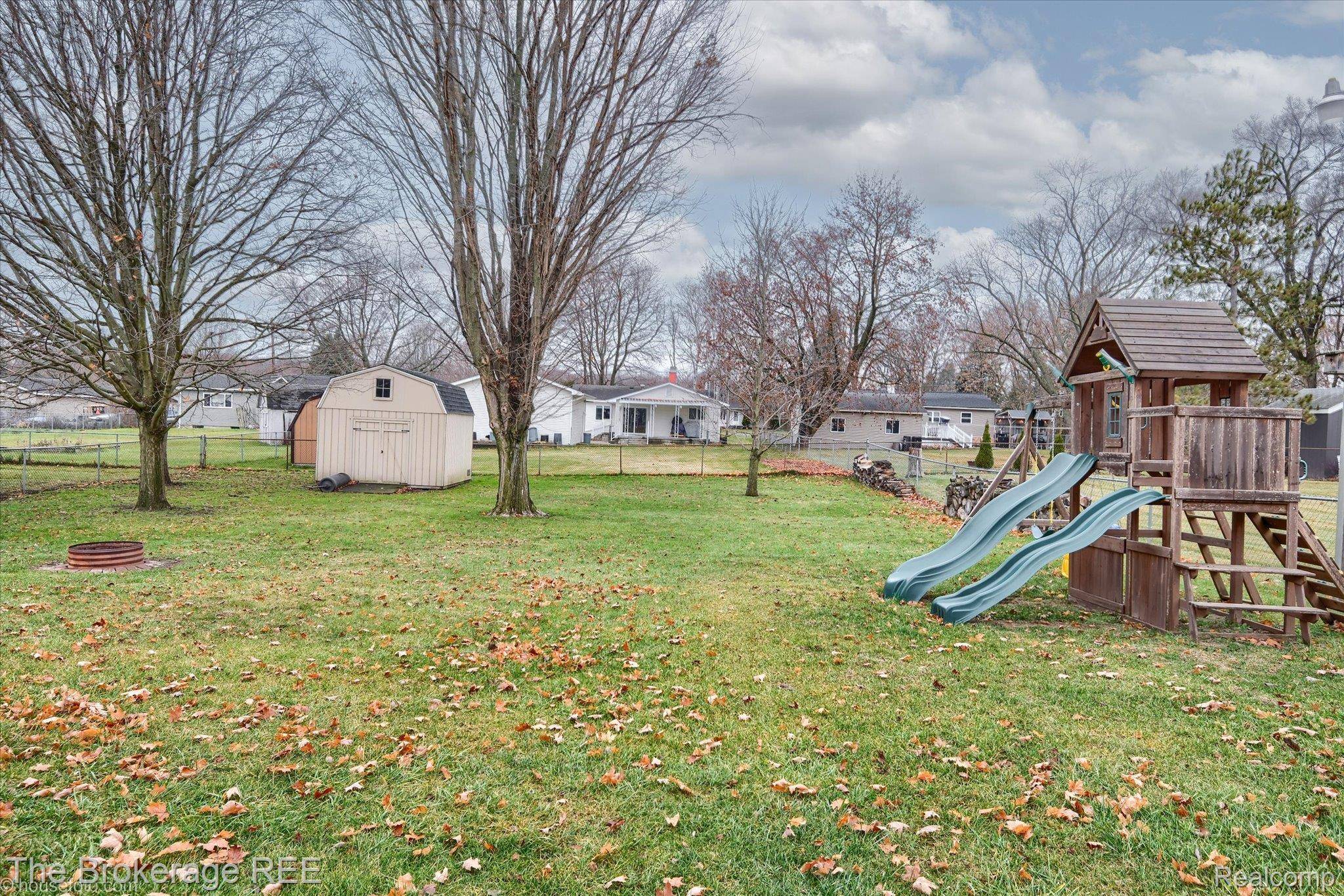 Flint, MI 48506,5107 Hartland DR