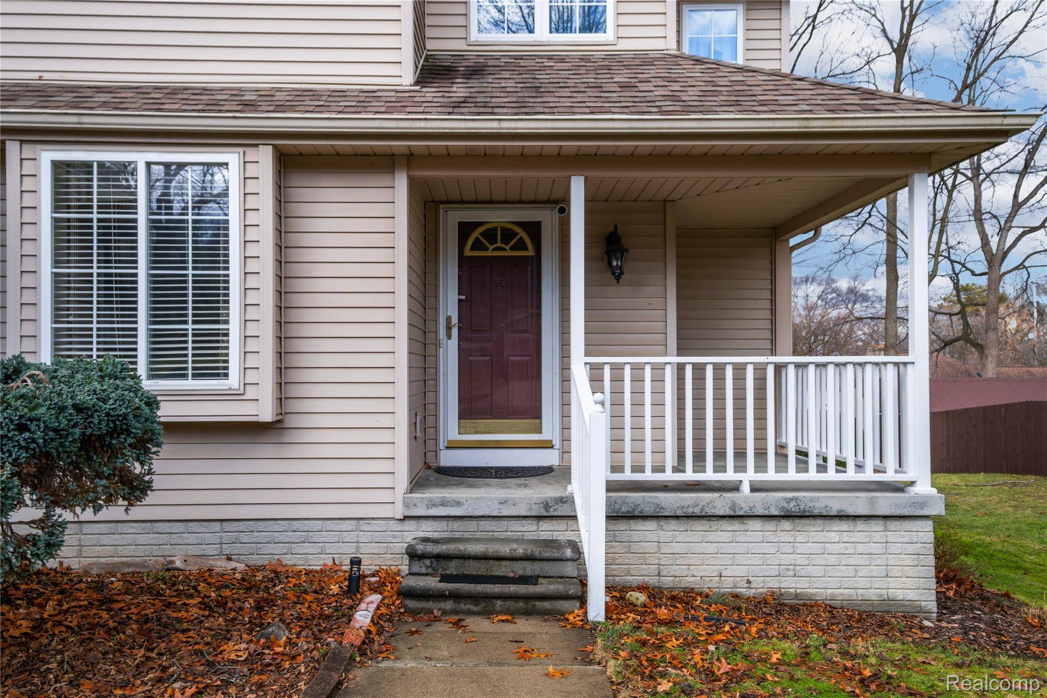 Fenton, MI 48430,410 Bent Oak ST