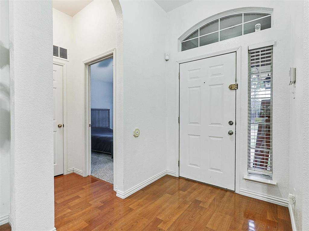 Mesquite, TX 75181,2136 Walden Place