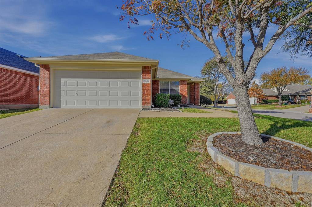 Bedford, TX 76021,3321 Versante Drive