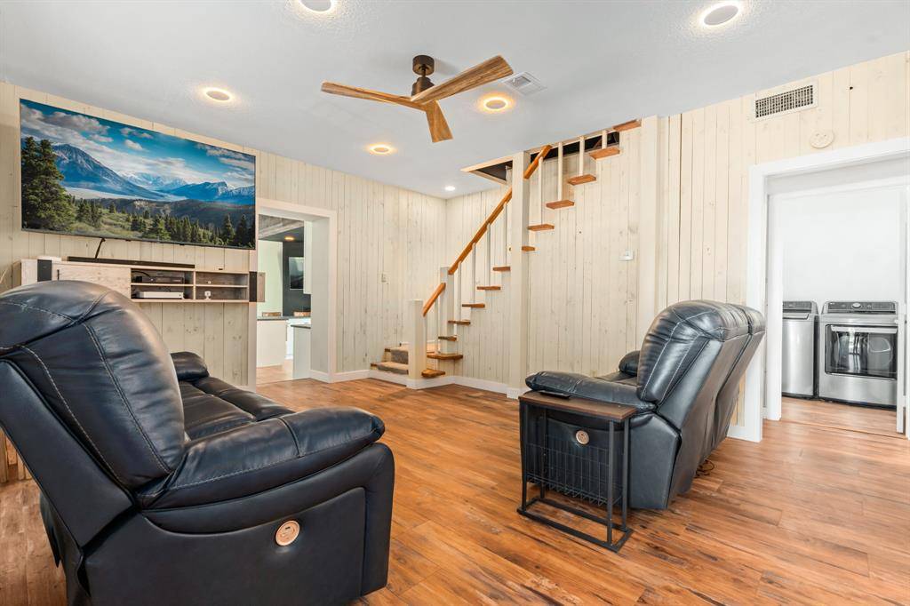 Irving, TX 75060,1504 Maple Street