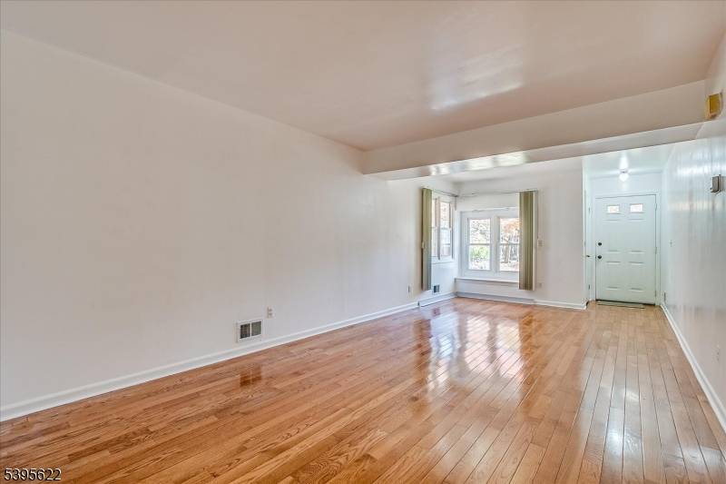 South Plainfield Boro, NJ 07080,536 Elsie Ave