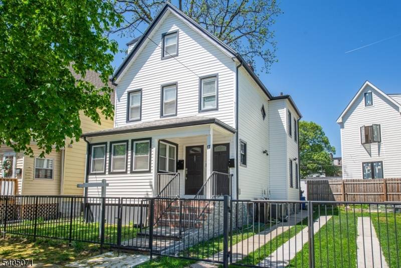 Montclair Twp., NJ 07042,17 Mission St #1