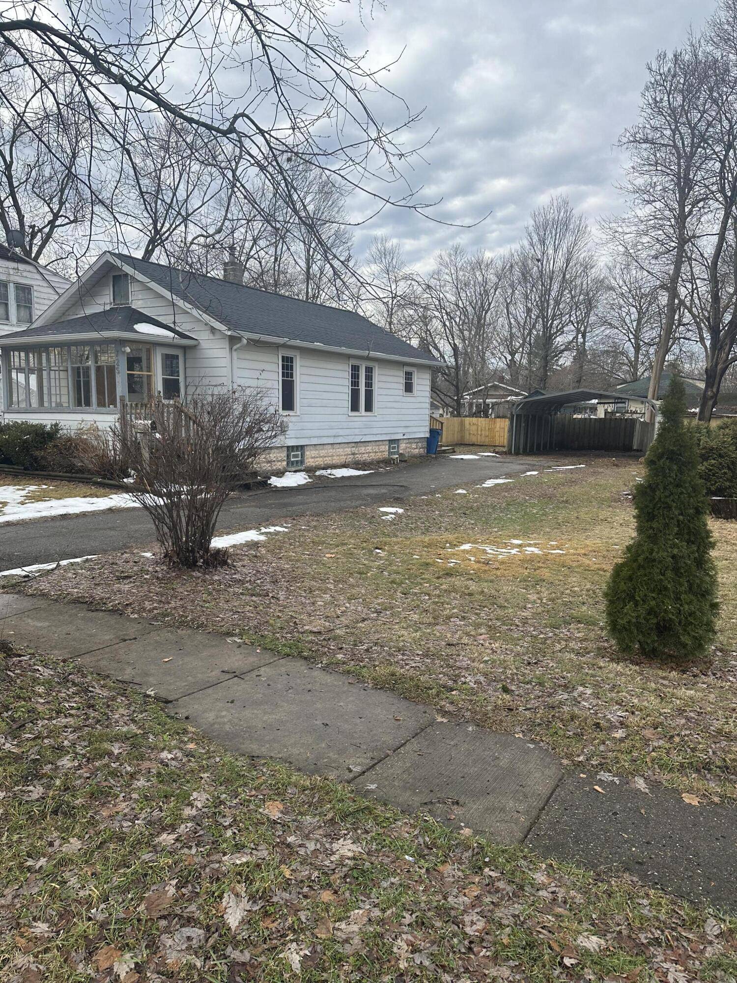 Kalamazoo, MI 49048,725 Gayle AVE