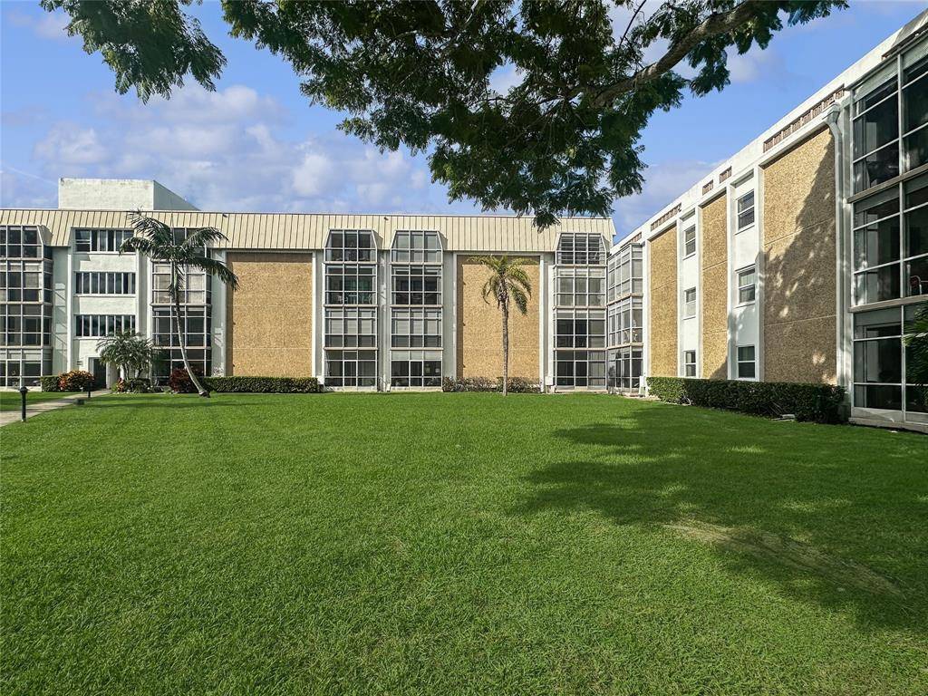 Oakland Park, FL 33334,2970 NE 16th Ave #102B