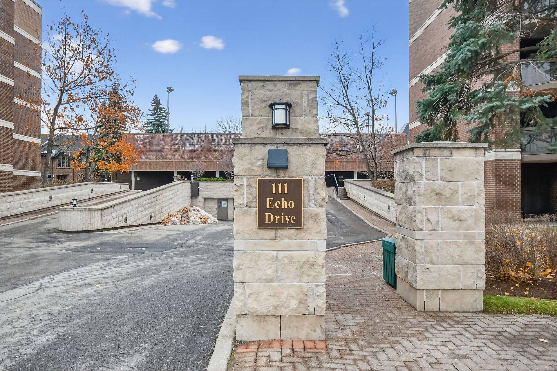 Glebe - Ottawa East And Area, ON K1S 5K8,111 Echo DR W #C8