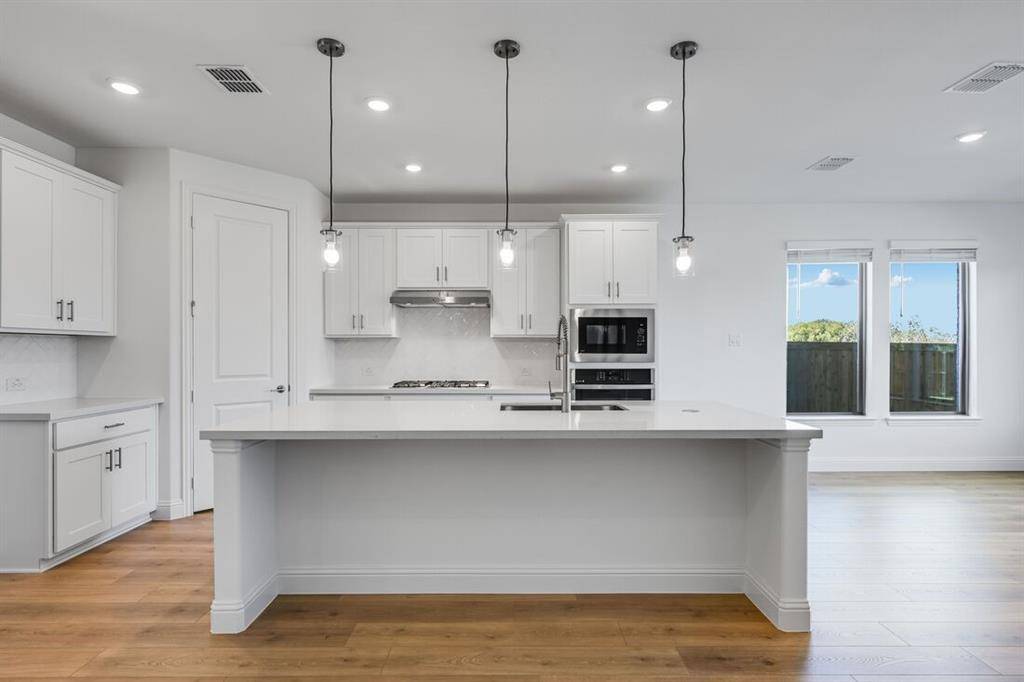 Oak Point, TX 75068,614 Bull Street