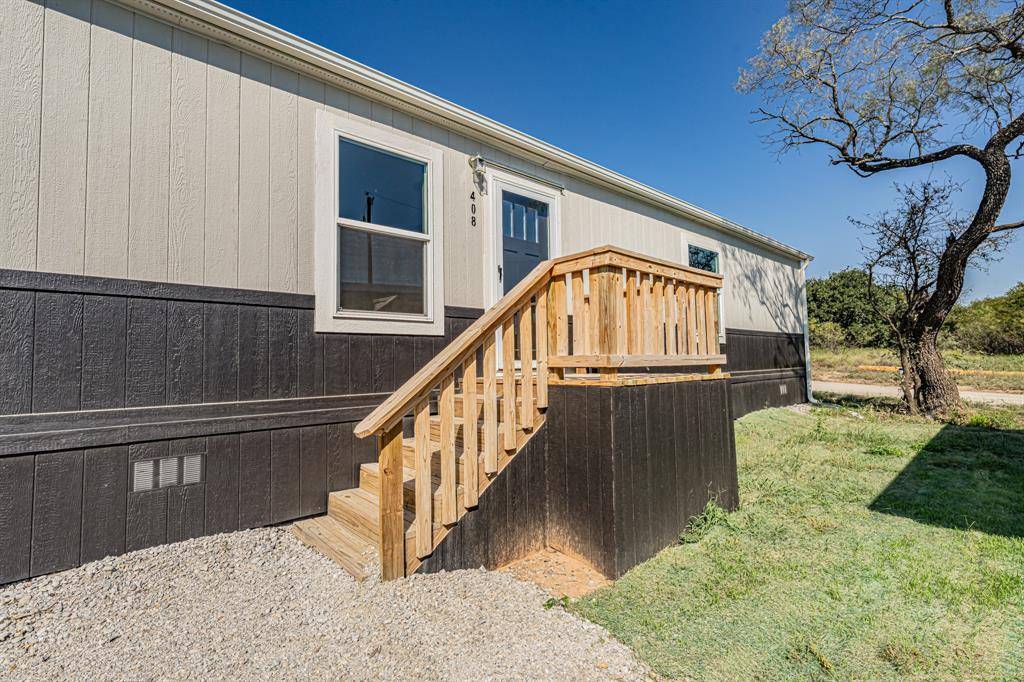 Runaway Bay, TX 76426,408 Sleepy Meadow Drive