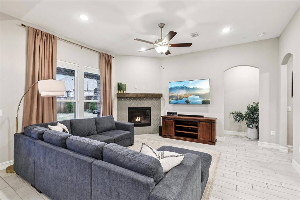 Oak Point, TX 75068,9420 Leisure Pace Lane