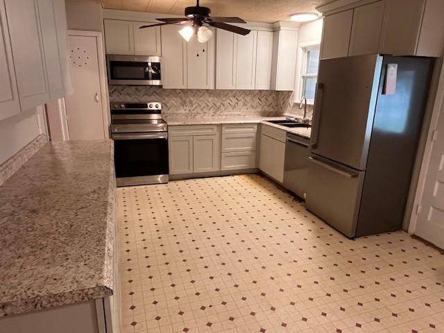 Hamlin, TX 79520,136 NW Avenue F