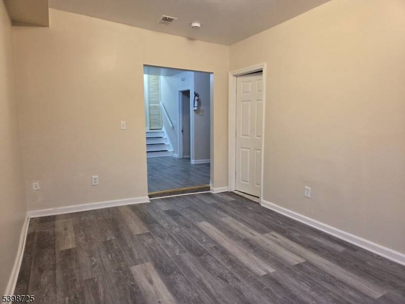 Paterson City, NJ 07505,18 Van Houten St