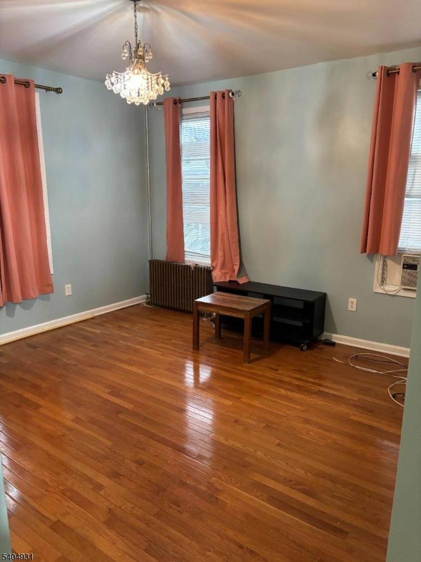 East Orange City, NJ 07017,160 N 16Th St