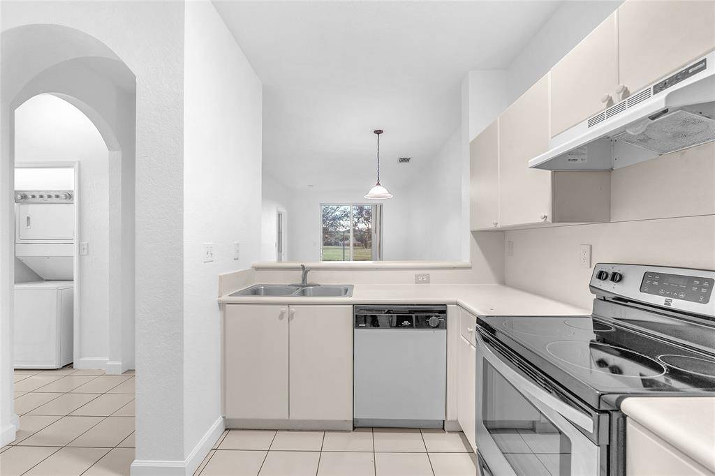 Hialeah, FL 33015,7200-108 NW 177th St