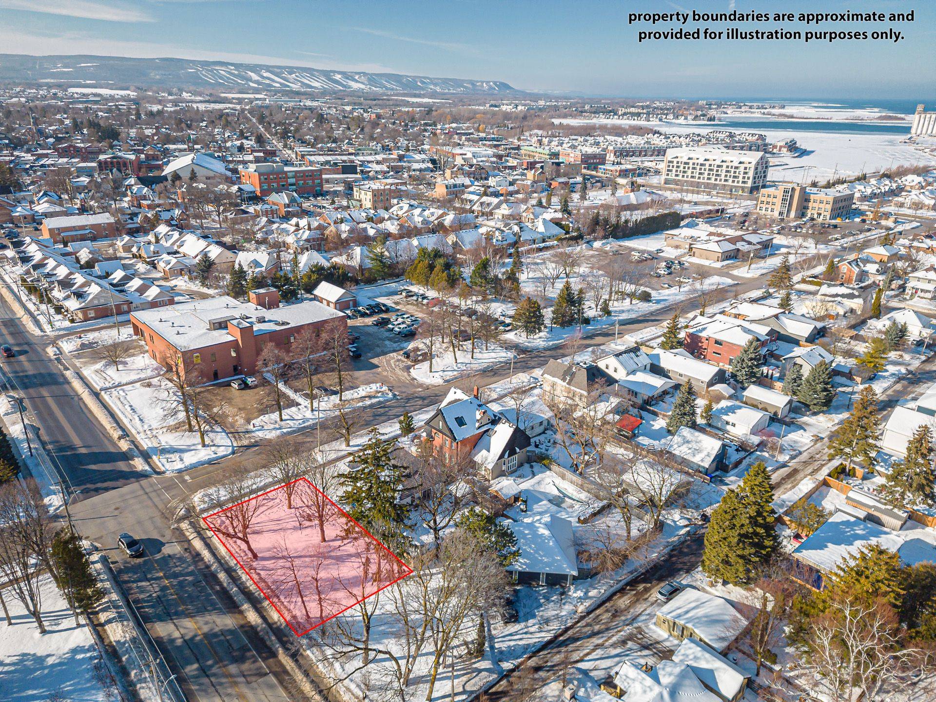 Collingwood, ON L9Y 3S3,149 Minnesota ST