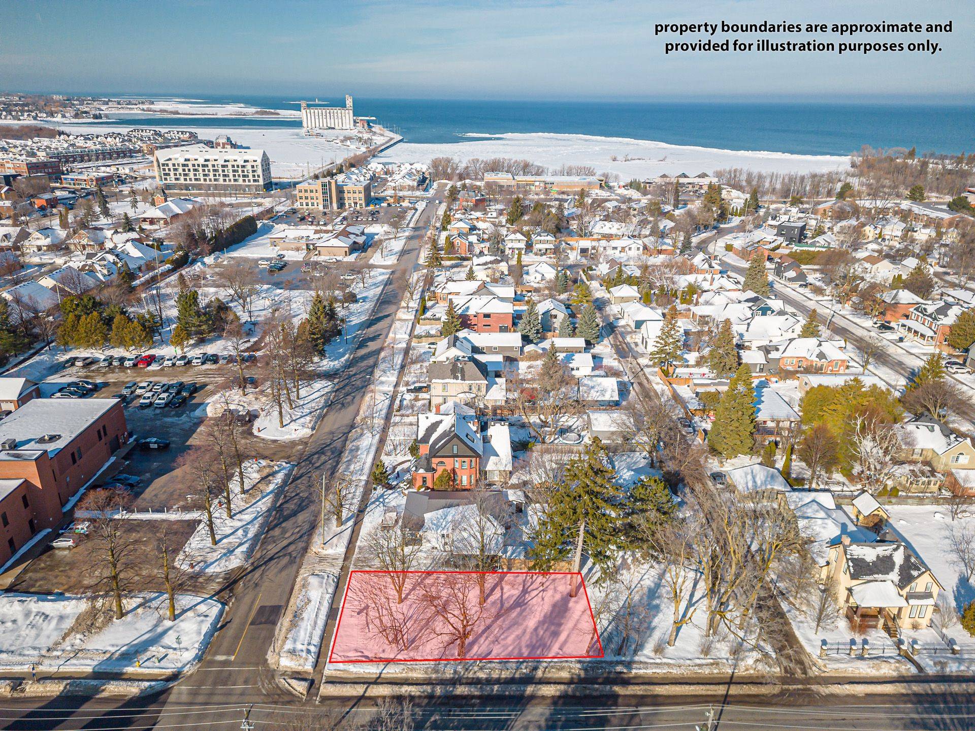 Collingwood, ON L9Y 3S3,149 Minnesota ST