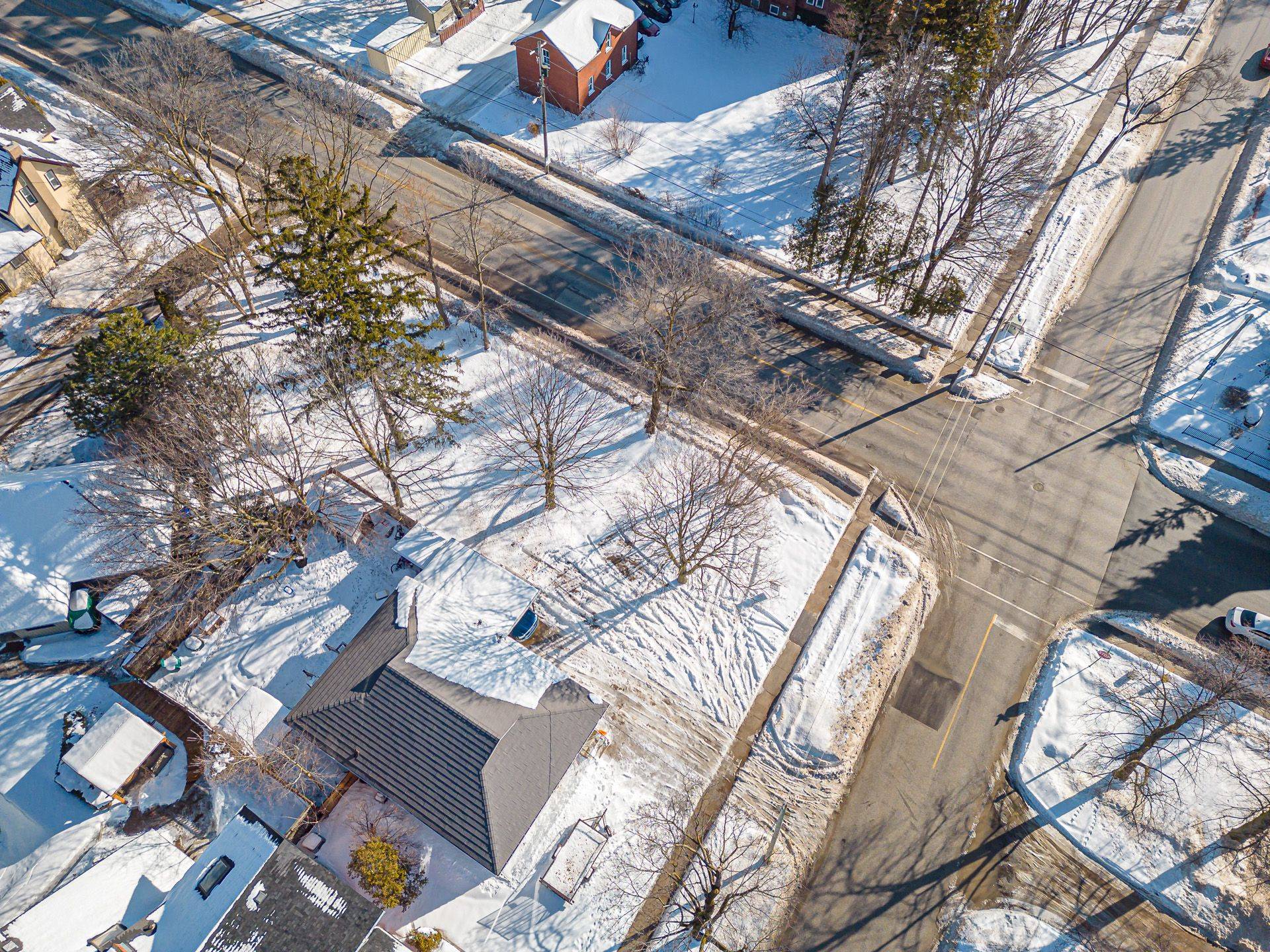 Collingwood, ON L9Y 3S3,149 Minnesota ST