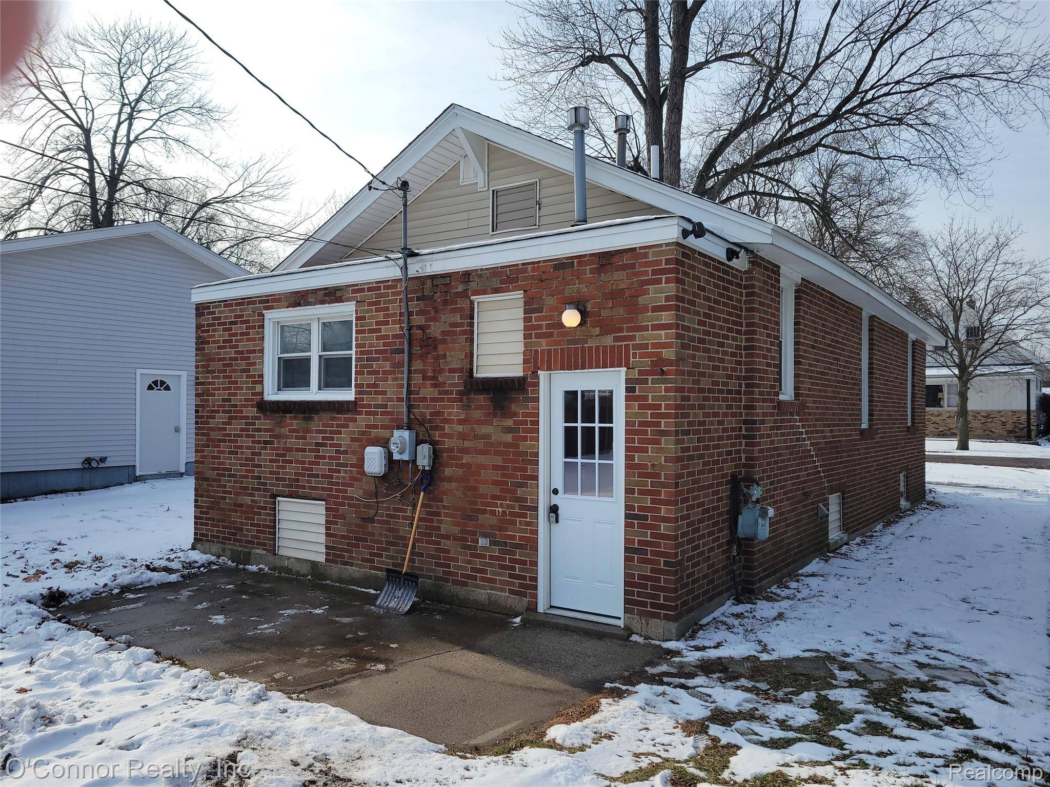 Marysville, MI 48040,563 Saint Paul ST