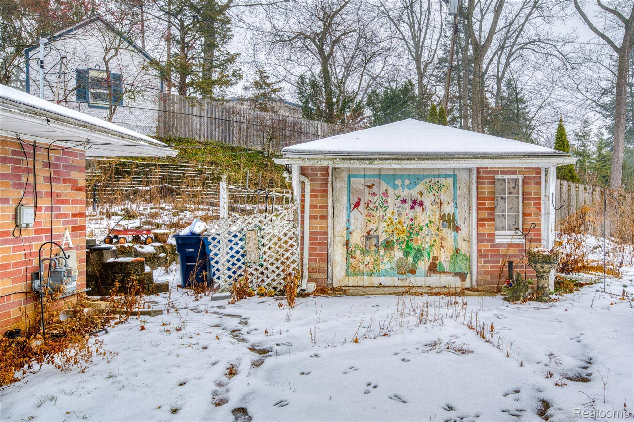 Ann Arbor, MI 48103,1106 Paul ST